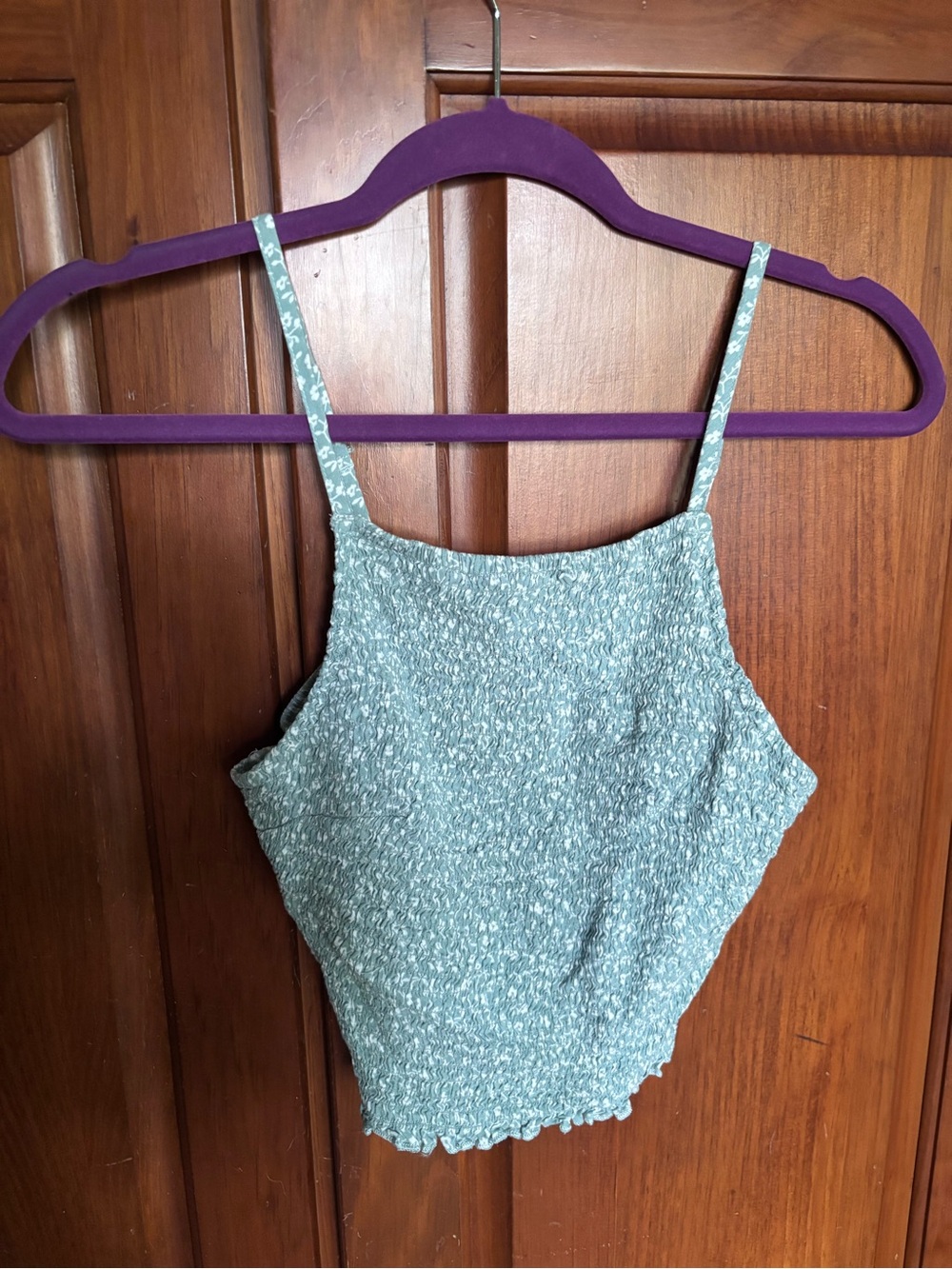 Hollister Speckled Seafoam Green Smocked Cropped Tank